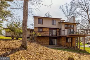 9122 Cricklewood Ct, Vienna, VA 22182 - Photo 11