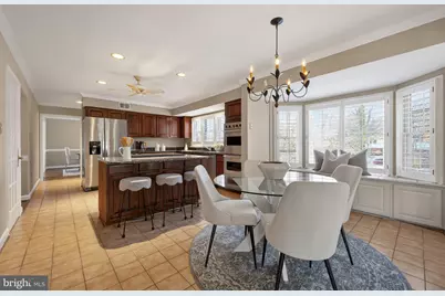 8815 Surrey Court, Alexandria, VA 22309 - Photo 17