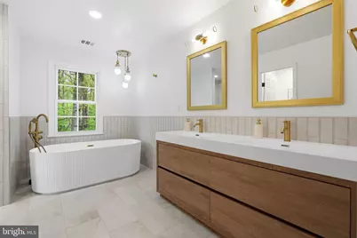 12013 Westwood Hills Drive, Herndon, VA 20171 - Photo 17