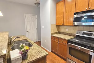 14253 Woven Willow Ln, Centreville, VA 20121 - Photo 9