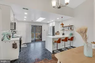 11232 Handlebar Rd, Reston, VA 20191 - Photo 27