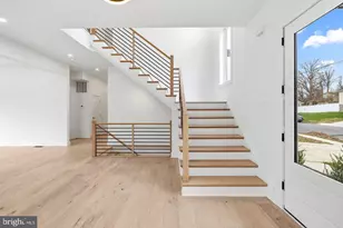 719 Meadow Ln SW, Vienna, VA 22180 - Photo 59