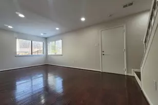 5674 Oak Tanager Ct, Burke, VA 22015 - Photo 7