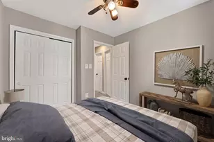 1159 Lisa Ct, Herndon, VA 20170 - Photo 29