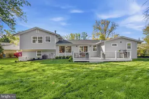 2406 Garnett Ct, Vienna, VA 22180 - Photo 51