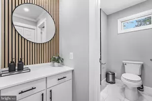 2406 Garnett Ct, Vienna, VA 22180 - Photo 21