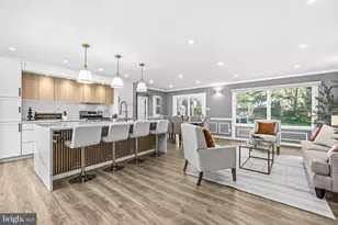 2406 Garnett Ct, Vienna, VA 22180 - Photo 13