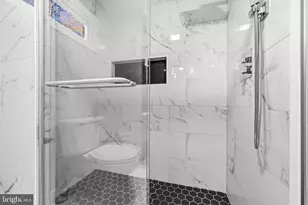 2406 Garnett Ct, Vienna, VA 22180 - Photo 23