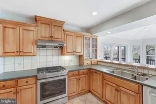 10801 Greene Dr, Lorton, VA 22079 - Photo 25