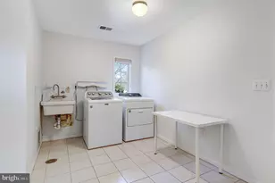 10801 Greene Dr, Lorton, VA 22079 - Photo 47