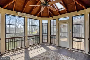 10801 Greene Dr, Lorton, VA 22079 - Photo 9