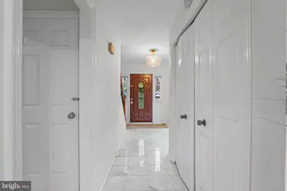4709 Randolph Court, Annandale, VA 22003 - Photo 9
