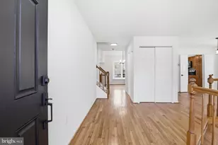 1292 Browns Mill Ct, Herndon, VA 20170 - Photo 3