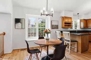 1292 Browns Mill Ct, Herndon, VA 20170 - Photo 11