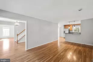 8942 Kenilworth Dr, Burke, VA 22015 - Photo 19