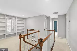 8942 Kenilworth Dr, Burke, VA 22015 - Photo 23