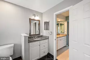 8942 Kenilworth Dr, Burke, VA 22015 - Photo 31