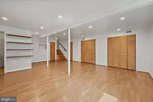 6523 Kerns Rd, Falls Church, VA 22044 - Photo 27