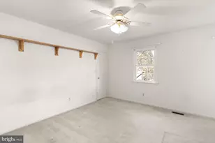 5613 Doolittle St, Burke, VA 22015 - Photo 23