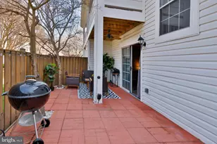 14445 Glencrest Cir, Centreville, VA 20120 - Photo 45