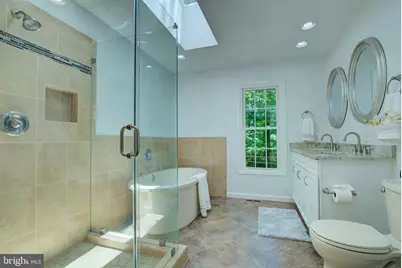 12029 Lake Newport Road, Reston, VA 20194 - Photo 15