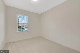 9607 Scotch Haven Dr, Vienna, VA 22181 - Photo 29