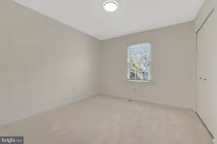 9607 Scotch Haven Dr, Vienna, VA 22181 - Photo 31