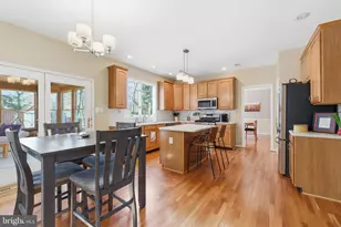 1504 Judd Ct, Herndon, VA 20170 - Photo 15