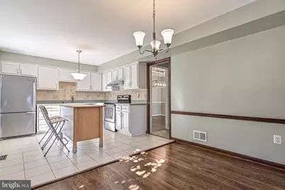 7046 Leestone Street, Springfield, VA 22151 - Photo 9