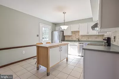 7046 Leestone Street, Springfield, VA 22151 - Photo 13