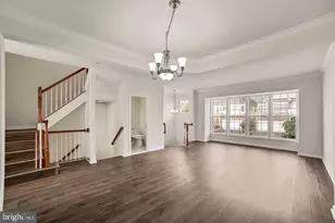 5635 Sheals Ln, Centreville, VA 20120 - Photo 5