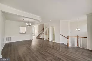 5635 Sheals Ln, Centreville, VA 20120 - Photo 3