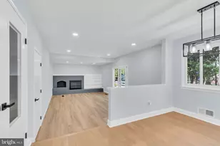 7804 Carrleigh Pkwy, Springfield, VA 22152 - Photo 21