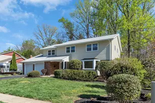 7804 Carrleigh Pkwy, Springfield, VA 22152 - Photo 3