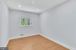 7804 Carrleigh Pkwy, Springfield, VA 22152 - Photo 43