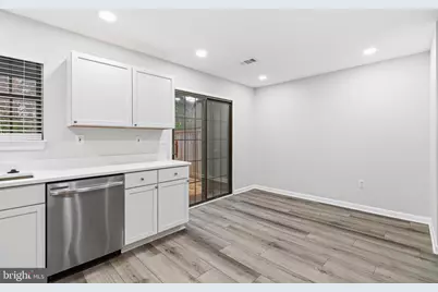 2006 Headlands Circle, Reston, VA 20191 - Photo 11