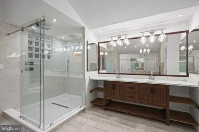 1404 Wynhurst Lane, Vienna, VA 22182 - Photo 9