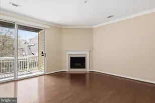 12907 Alton Square, Herndon, VA 20170 - Photo 5