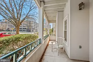 12001 Taliesin Pl, Reston, VA 20190 - Photo 19