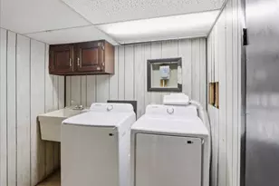 6404 Inwood Dr, Springfield, VA 22150 - Photo 31