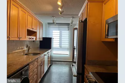 1800 Old Meadow Road #521, McLean, VA 22102 - Photo 9