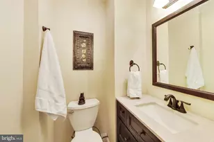 7812 Solomon Seal Dr, Springfield, VA 22152 - Photo 31