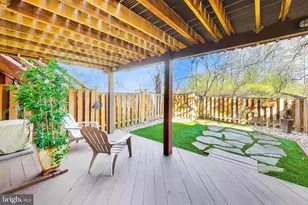 7812 Solomon Seal Dr, Springfield, VA 22152 - Photo 33