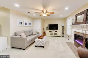 7812 Solomon Seal Dr, Springfield, VA 22152 - Photo 29