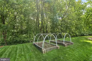 7109 Wayne Dr, Annandale, VA 22003 - Photo 55