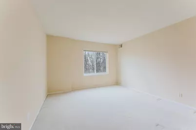 8370 Greensboro Drive #310, McLean, VA 22102 - Photo 17