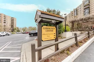 8370 Greensboro Dr, McLean, VA 22102 - Photo 27