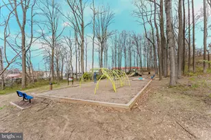 8370 Greensboro Dr, McLean, VA 22102 - Photo 43