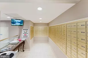 8370 Greensboro Dr, McLean, VA 22102 - Photo 23