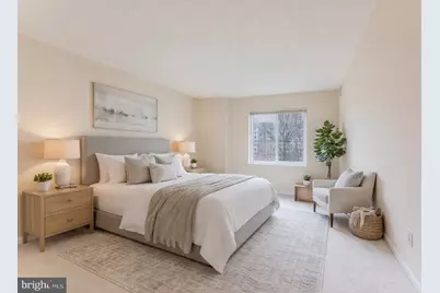 8370 Greensboro Drive #310, McLean, VA 22102 - Photo 7